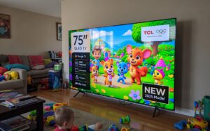 تلفزيون 75 بوصة نحيف 4K كيو ال اي دي وكوانتوم كريستال ونطاق HDR 10+ photo review