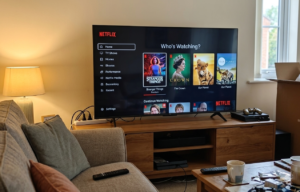 تلفزيون 65 بوصة بتقنية 4K QLED TV photo review