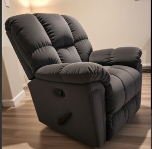 كرسي استرخاء Lucas | تصميم وصناعة أمريكية | كرسي هزاز مع تحكم يدوي | نظام يدوي سهل الاستخدام | اللون رمادي. photo review