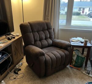 كرسي استرخاء Rock Best | ثابت | اللون أسود. photo review