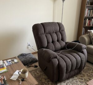 كرسي استرخاء Rock Best | ثابت | اللون أسود. photo review