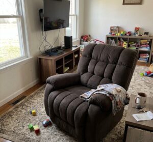 كرسي استرخاء Rock Best | ثابت | اللون أسود. photo review