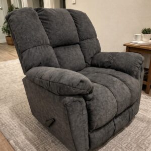 كرسي استرخاء Lucas | تصميم وصناعة أمريكية | كرسي هزاز مع تحكم يدوي | نظام يدوي سهل الاستخدام | اللون رمادي. photo review